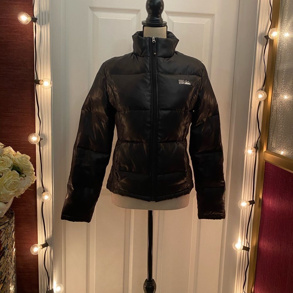 First Down 1982 42% duck down, 58% duck feathers puffer, size M